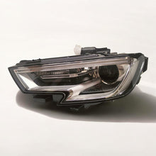 Laden Sie das Bild in den Galerie-Viewer, Frontscheinwerfer Audi A3 8V0941005E 90104556 Xenon Links Scheinwerfer Headlight