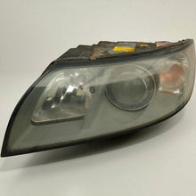 Load image into Gallery viewer, Frontscheinwerfer Volvo S40 V50 30698652 Xenon Links Scheinwerfer Headlight SCH2157791697jr