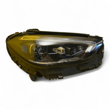 Laden Sie das Bild in den Galerie-Viewer, Frontscheinwerfer Mercedes-Benz W206 A2069065404 LED Rechts Headlight SCH1528625334nl