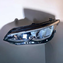 Load image into Gallery viewer, Frontscheinwerfer VW Golf VIII 5H1941005C Full LED Links Scheinwerfer Headlight SCH2623582541nc
