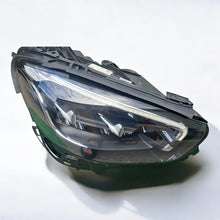 Laden Sie das Bild in den Galerie-Viewer, Frontscheinwerfer Mercedes-Benz W213 A2139069209 LED Rechts Headlight SCH8194967694mi