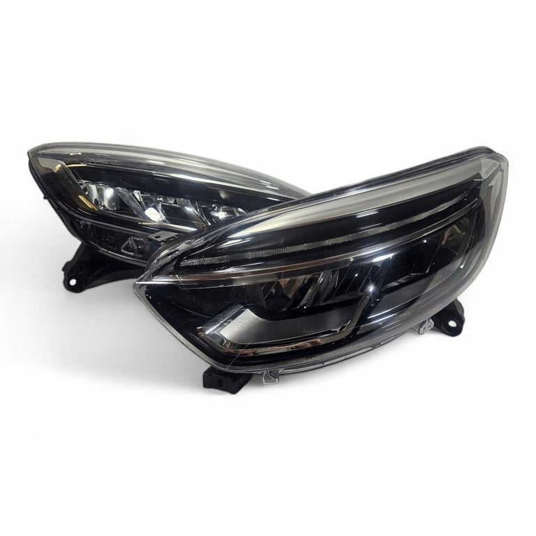 Frontscheinwerfer Renault Captur 260606152R 260107242 LED Ein Satz Headlight SCH5331130860ut
