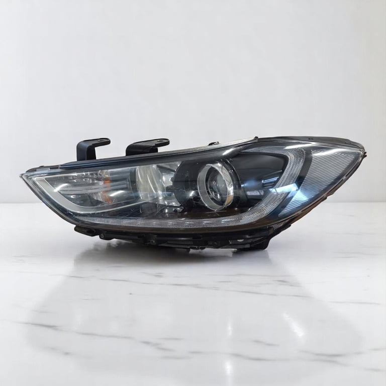Frontscheinwerfer Hyundai Elantra 92101-F2 LED Links Scheinwerfer Headlight