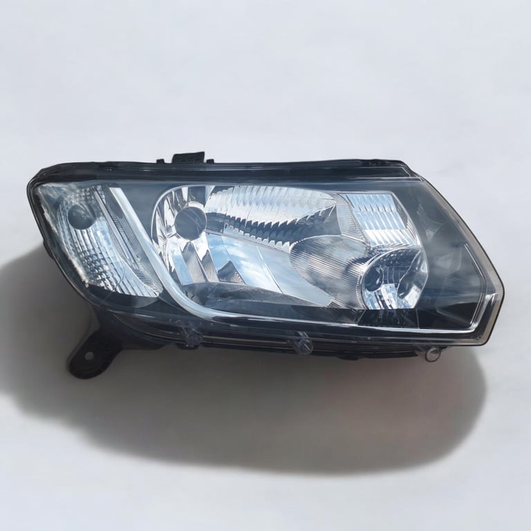 Frontscheinwerfer Dacia Logan Sandero II 260105344 Rechts Scheinwerfer Headlight SCH5384633046bd