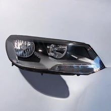 Load image into Gallery viewer, Frontscheinwerfer VW Touareg 7P1941006 Halogen Rechts Scheinwerfer Headlight