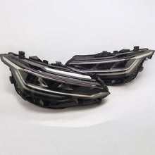 Load image into Gallery viewer, Frontscheinwerfer VW Golf VIII 5H1941005A 5H1941006A LED Ein Satz Headlight SCH9602336786ez