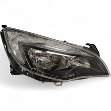 Laden Sie das Bild in den Galerie-Viewer, Frontscheinwerfer Opel Astra 1EG010011-62 Rechts Scheinwerfer Headlight SCH2501553820zq