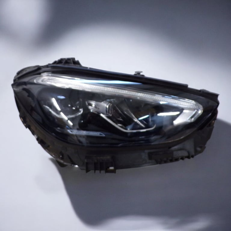 Frontscheinwerfer Audi W206 A2069068204 LED Rechts Scheinwerfer Headlight