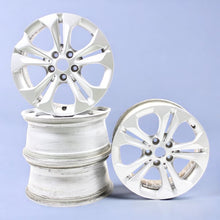 Laden Sie das Bild in den Galerie-Viewer, 4x Alufelge 17 Zoll 7.5" 5x112 52ET Glanz Silber 6856065 BMW X2 F39 X1 F48 FEL3812060919mq