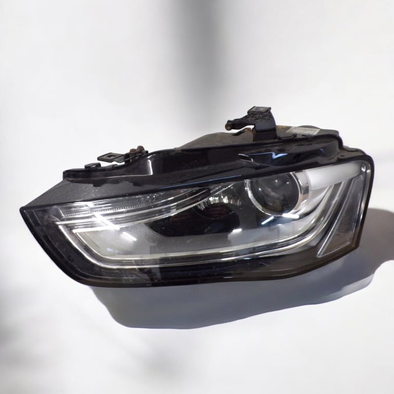 Frontscheinwerfer Audi A4 B8 8K0941031C LE10A6235 Xenon Links Headlight