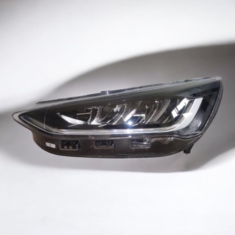 Frontscheinwerfer Ford Focus LED Links Scheinwerfer Headlight