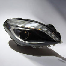 Load image into Gallery viewer, Frontscheinwerfer Mercedes-Benz W246 A2468201661 Xenon Rechts Headlight SCH7577980667ak