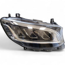 Laden Sie das Bild in den Galerie-Viewer, Frontscheinwerfer Mercedes-Benz Sprinter A9109067200 LED Rechts Headlight