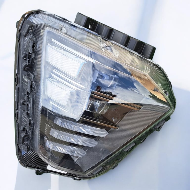 Frontscheinwerfer Hyundai Kona 92102HF100 Rechts Scheinwerfer Headlight