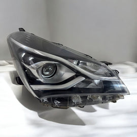 Frontscheinwerfer Toyota Yaris Rechts Scheinwerfer Headlight SCH8621317038ze