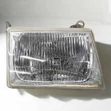 Laden Sie das Bild in den Galerie-Viewer, Frontscheinwerfer Ford 1AF003700-10 Rechts Scheinwerfer Headlight