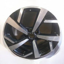 Load image into Gallery viewer, 1x Alufelge 19 Zoll 7.0&quot; 5x114.3 40ET N889018 Nissan 1 Rim Wheel
