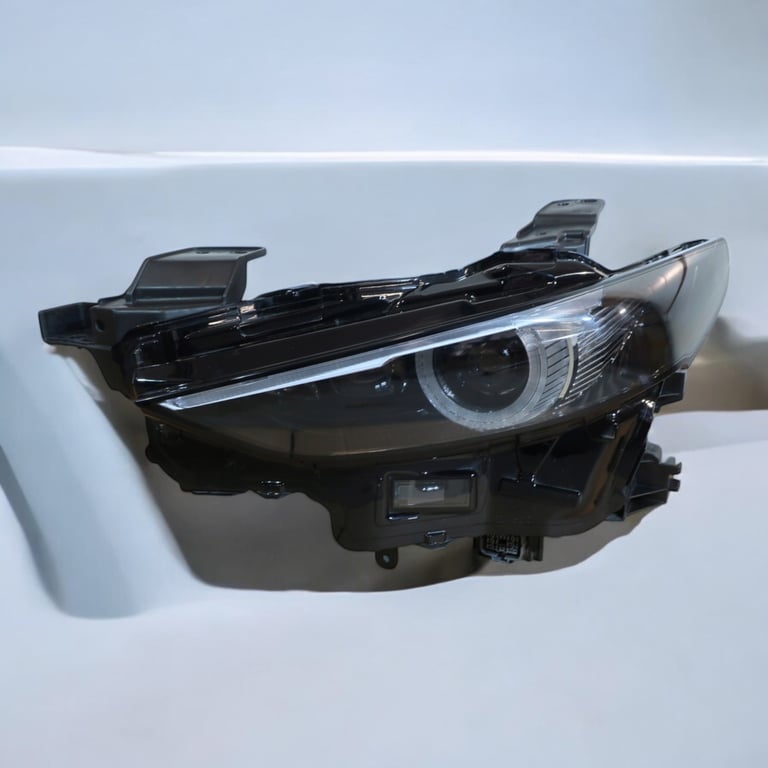 Frontscheinwerfer Mazda 3 Links Scheinwerfer Headlight SCH5014908305ad
