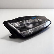 Laden Sie das Bild in den Galerie-Viewer, Frontscheinwerfer Skoda Fabia III 6V1941016 Rechts Scheinwerfer Headlight