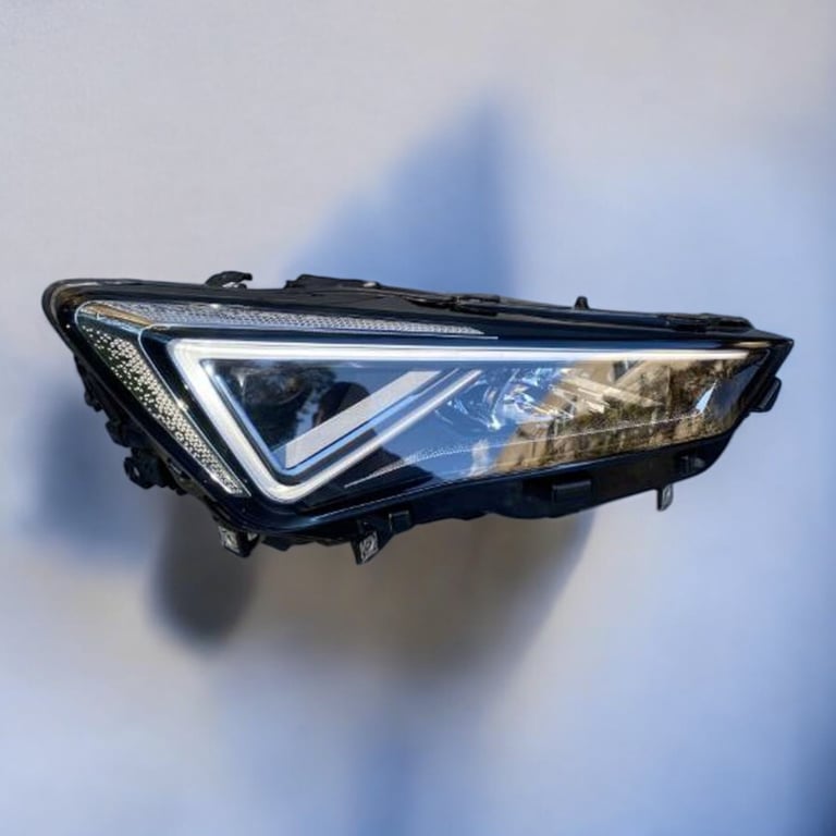 Frontscheinwerfer Seat Tarraco 5FJ941007 Rechts Scheinwerfer Headlight