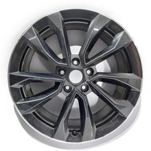 Laden Sie das Bild in den Galerie-Viewer, 1x Alufelge 18 Zoll 7.0&quot; 5x112 45ET 57A601025AD Skoda Karoq Rim Wheel