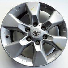 Laden Sie das Bild in den Galerie-Viewer, 1x Alufelge 17 Zoll 6.5&quot; Toyota Land Cruiser Rim Wheel