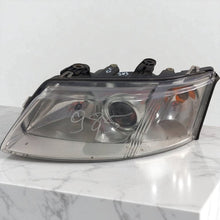Laden Sie das Bild in den Galerie-Viewer, Frontscheinwerfer Saab 9-3 Links Scheinwerfer Headlight