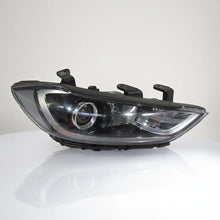 Laden Sie das Bild in den Galerie-Viewer, Frontscheinwerfer Hyundai Elantra 92102F2000 LED Rechts Scheinwerfer Headlight