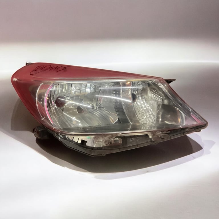 Frontscheinwerfer Toyota Yaris Rechts Scheinwerfer Headlight