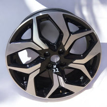 Laden Sie das Bild in den Galerie-Viewer, 1x Alufelge 18 Zoll 7.0&quot; 4x108 37,5ET Glanz Schwarz HN1C-BA Ford Ecosport