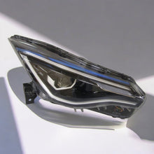 Laden Sie das Bild in den Galerie-Viewer, Frontscheinwerfer Renault Zoe 260100279R LED Rechts Scheinwerfer Headlight SCH9297984065sl