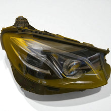 Laden Sie das Bild in den Galerie-Viewer, Frontscheinwerfer Mercedes-Benz W213 A2139067606 LED Rechts Headlight SCH5028781606ig