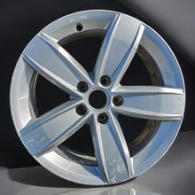 Load image into Gallery viewer, 1x Alufelge 17 Zoll 6.5" 5x112 38ET Glanz Silber 5NA071497 VW Tiguan Rim Wheel FEL1493072631md
