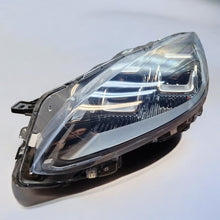 Laden Sie das Bild in den Galerie-Viewer, Frontscheinwerfer Ford Kuga LV4B-13E017-AL LED Links Scheinwerfer Headlight