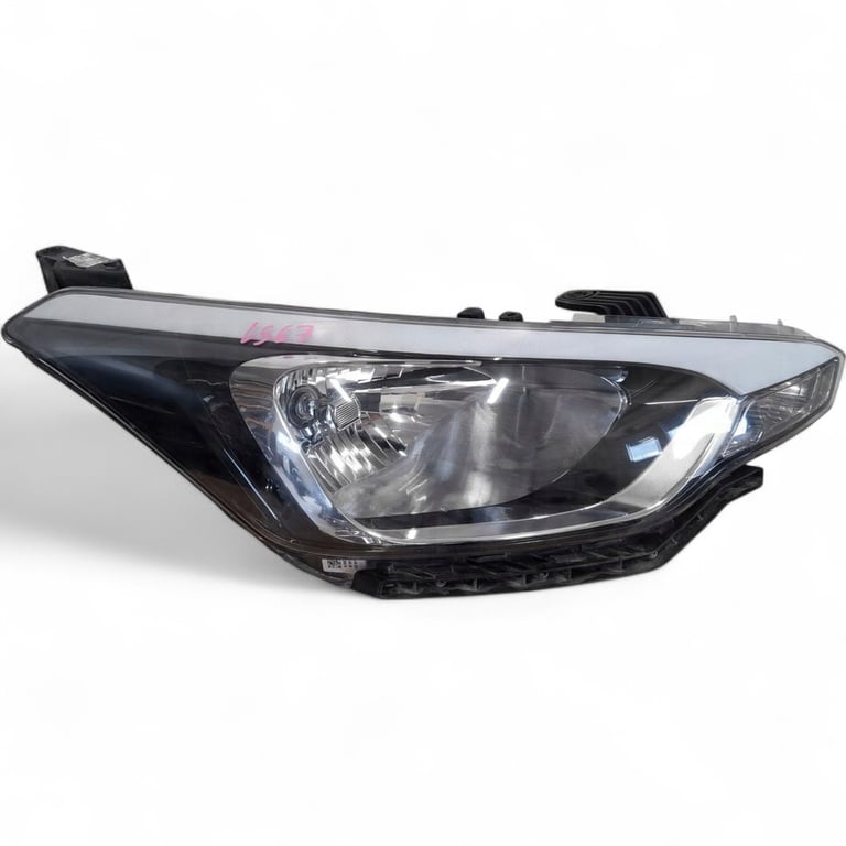 Frontscheinwerfer Hyundai I20 92102C8000 Vorderseite Scheinwerfer Headlight