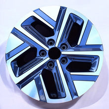 Load image into Gallery viewer, 1x Alufelge 17 Zoll 7.0&quot; 5x114.3 50ET Glanz Grau 52910-DD100 Hyundai Kona Mg