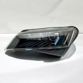 Frontscheinwerfer Skoda Superb III Xenon Links Scheinwerfer Headlight
