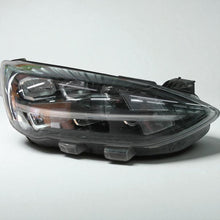 Laden Sie das Bild in den Galerie-Viewer, Frontscheinwerfer Ford Focus JX7B-13E014-CD Full LED Rechts Headlight SCH2027716590gm