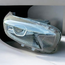 Laden Sie das Bild in den Galerie-Viewer, Frontscheinwerfer Kia Ceed 92102-J7XXX LED Rechts Scheinwerfer Headlight