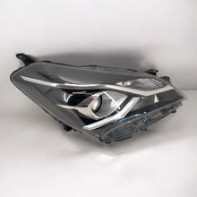 Laden Sie das Bild in den Galerie-Viewer, Frontscheinwerfer Toyota Yaris Rechts Scheinwerfer Headlight SCH8322214023wi