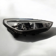 Laden Sie das Bild in den Galerie-Viewer, Frontscheinwerfer Hyundai I30 III G4921-22020 Rechts Scheinwerfer Headlight