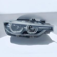 Laden Sie das Bild in den Galerie-Viewer, Frontscheinwerfer BMW F30 LED Rechts Scheinwerfer Headlight SCH4957214738da
