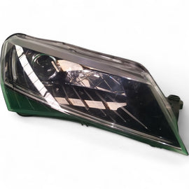 Frontscheinwerfer Skoda Superb III 3V1941016A Bi-Xenon Rechts Headlight