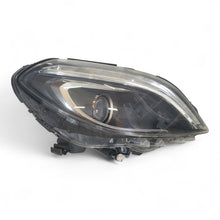 Load image into Gallery viewer, Frontscheinwerfer Mercedes-Benz W246 2468207461 Ein Stück (Rechts oder Links) SCH4535493215vf