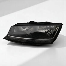 Laden Sie das Bild in den Galerie-Viewer, Frontscheinwerfer Skoda Fabia III 6V1941015D LED Links Scheinwerfer Headlight