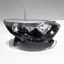 Load image into Gallery viewer, Frontscheinwerfer Renault Captur I 260105066R Rechts Scheinwerfer Headlight SCH5816657388wi
