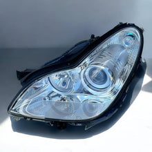 Laden Sie das Bild in den Galerie-Viewer, Frontscheinwerfer Mercedes-Benz Cls A21982009873 Xenon Links Headlight