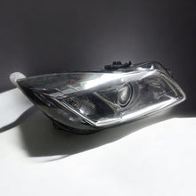 Laden Sie das Bild in den Galerie-Viewer, Frontscheinwerfer Opel Insignia A Xenon Rechts Scheinwerfer Headlight