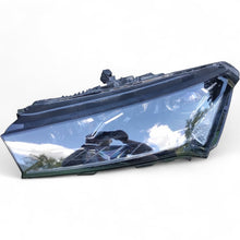 Laden Sie das Bild in den Galerie-Viewer, Frontscheinwerfer Skoda Enyaq 5LB941015A LED Links Scheinwerfer Headlight