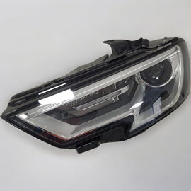 Frontscheinwerfer Audi A3 8V0941005E Xenon Ein Stück (Rechts oder Links) SCH2734353725fk